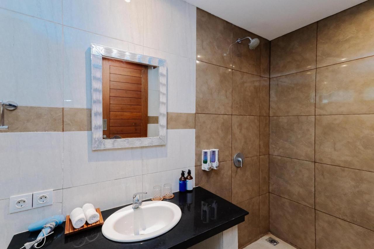 The Lavana Jhonny Kibung Villas Lembongan Luaran gambar